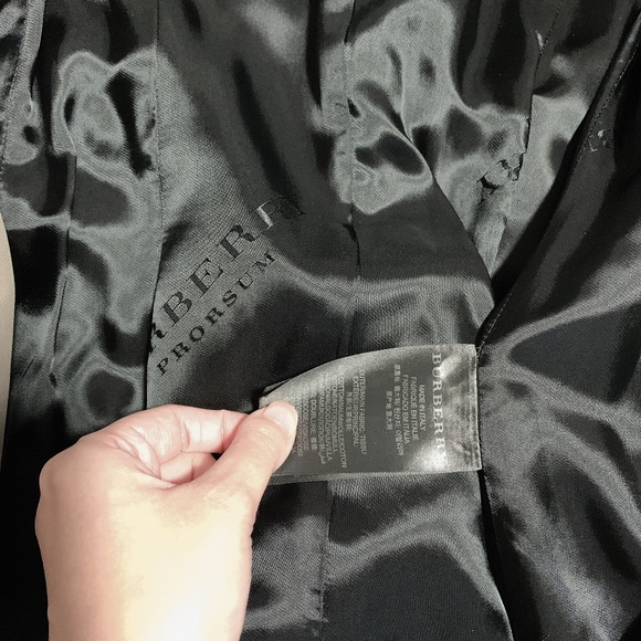 Burberry Trench Coat - Picture 6 of 6